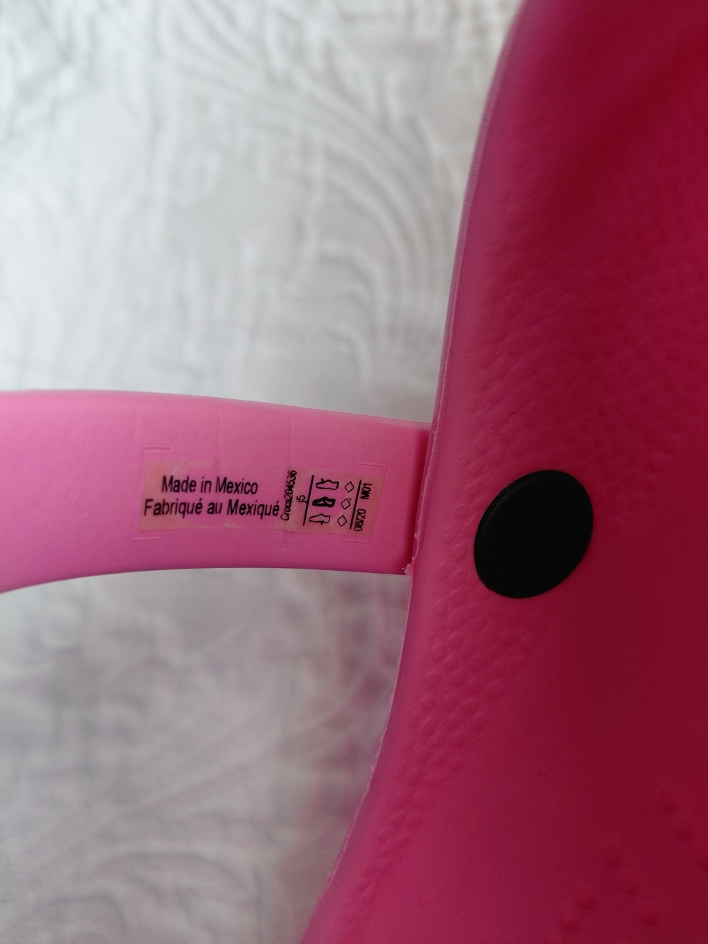 CROCS Kids Pink Classic Clog Sandals J 5 - Picture 7 of 7
